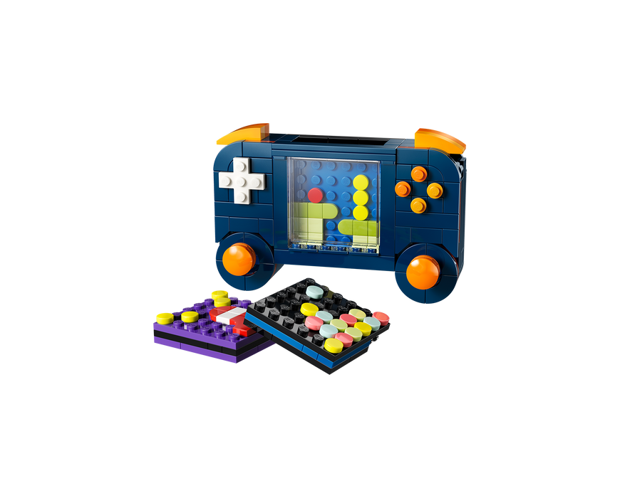 https://www.lego.com/cdn/cs/set/assets/blt2760b700d258df44/31380_Prod_Crop.png