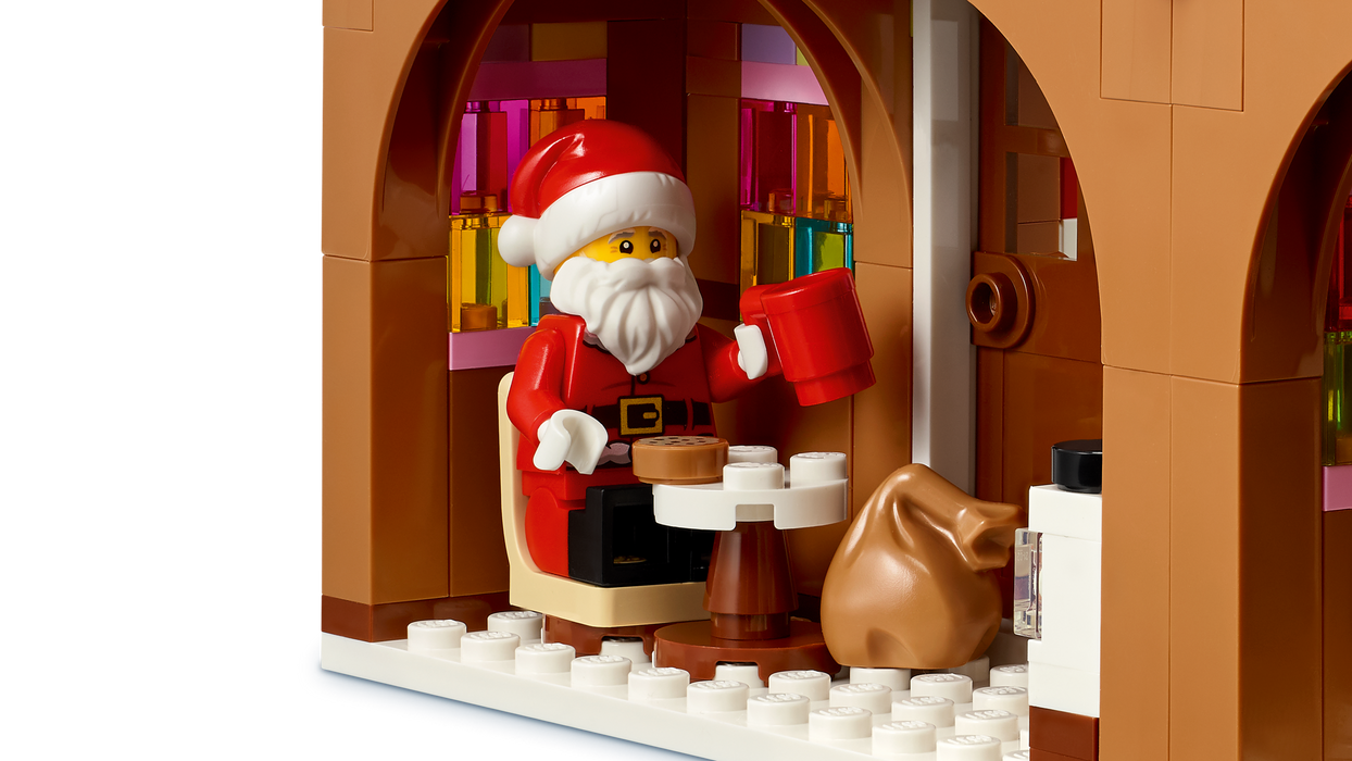 LEGO Festive Gingerbread House 40809 Building Toy Set