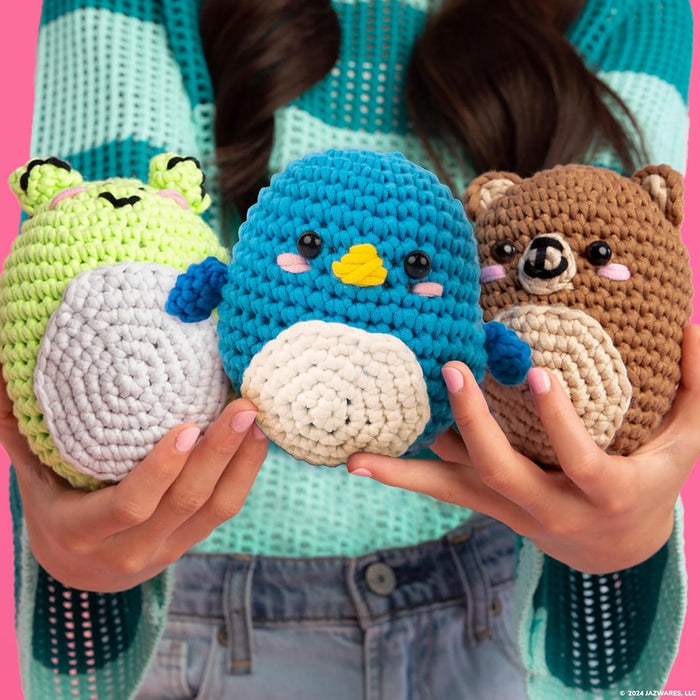 Squishmallow Crochet Kit: Omar