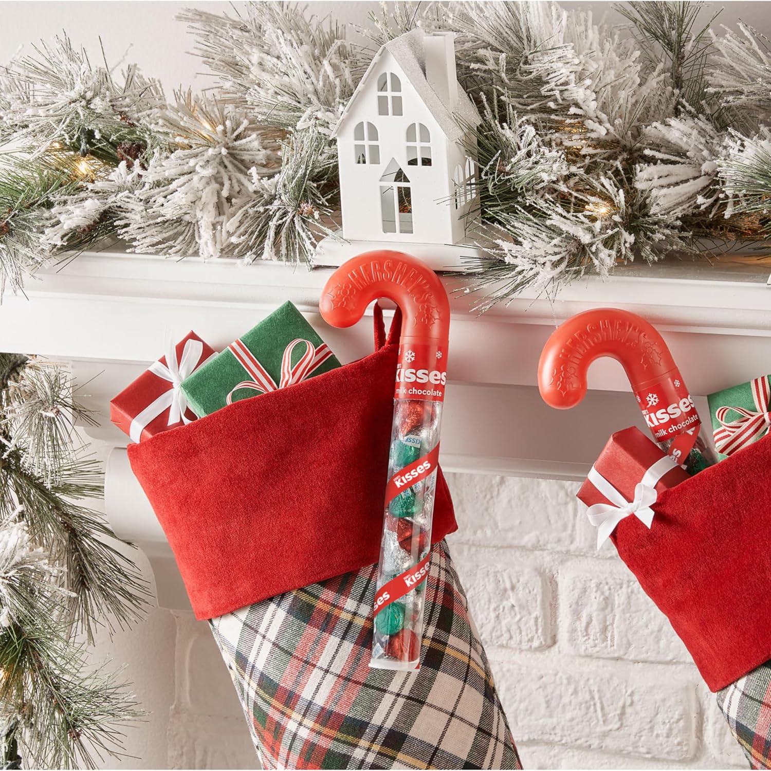 HERSHEY'S KISSES Chocolate Filled Candy Cane Christmas Candy 2.24oz