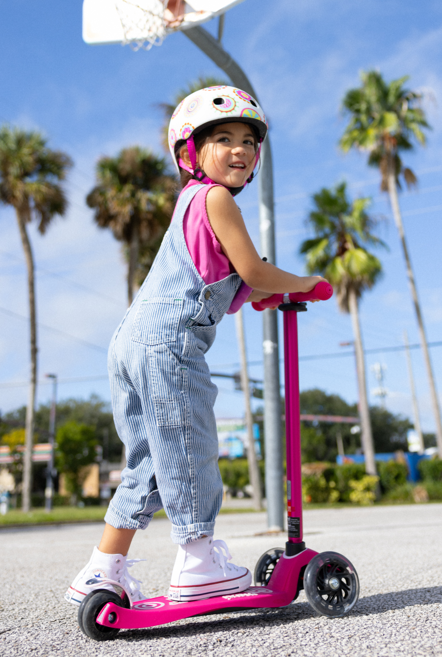 Micro Maxi LED Scooter: Light-Up Wheels, Adjustable Handlebar, Grows with Kids