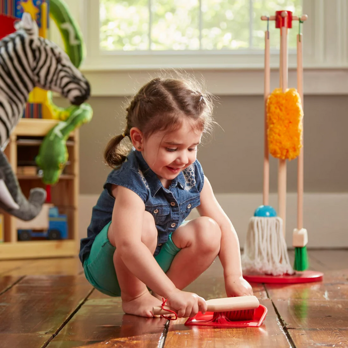 Melissa & Doug Dust! Sweep! Mop!
