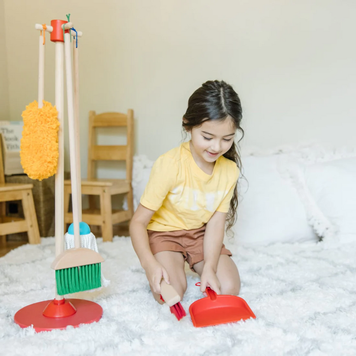 Melissa & Doug Dust! Sweep! Mop!