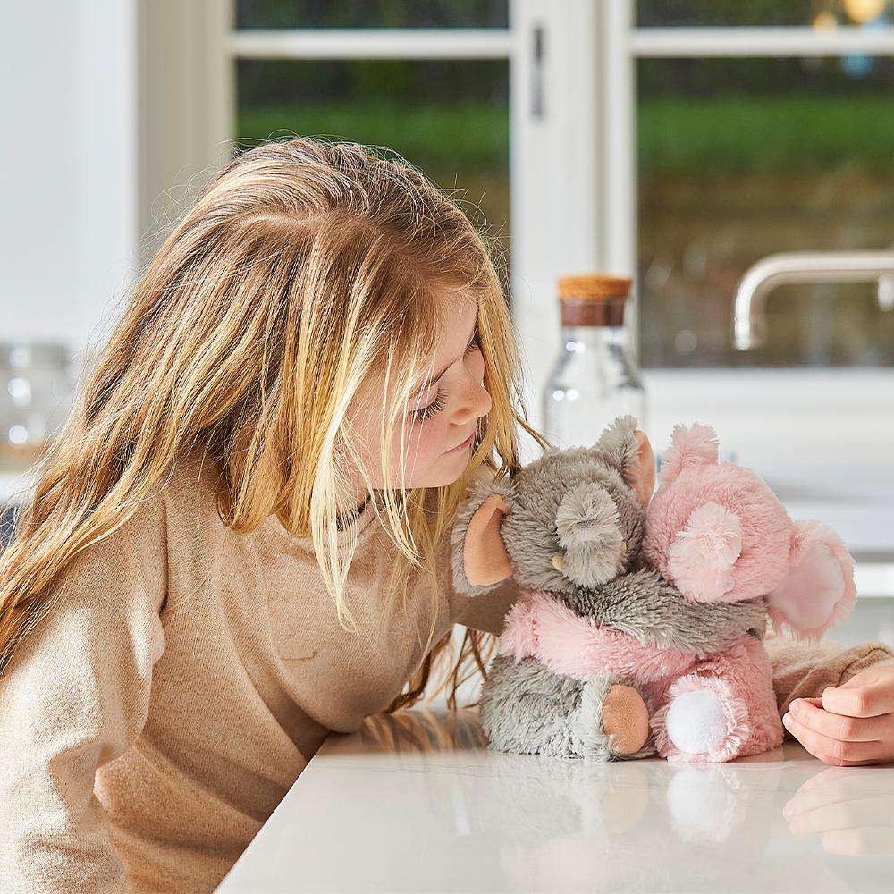 https://cdn.shopify.com/s/files/1/0284/0680/8664/products/HUGS-ELE-1_L.jpg?v=1759340317