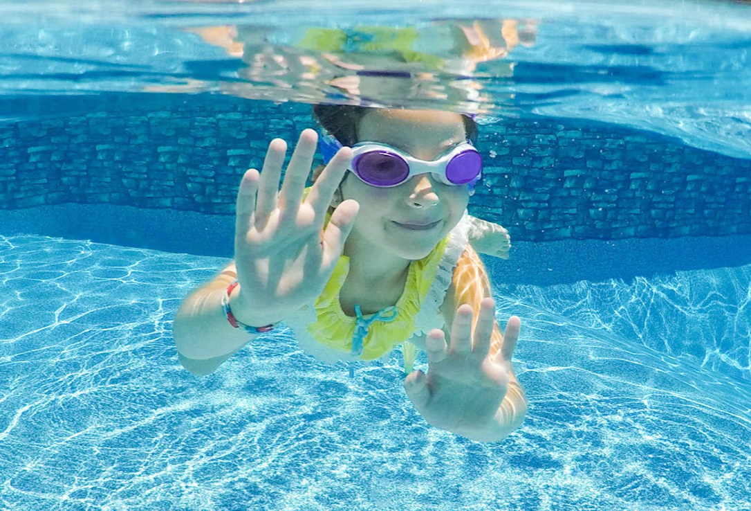 Pretty in Pink Splash Goggles