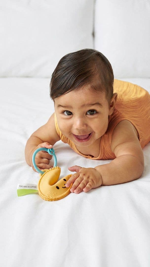 Itzy Treat - Fortune Cookie Teether