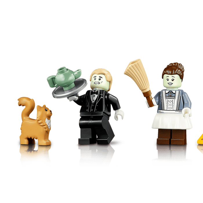 LEGO Icons Mayor Manor 11383 Haunted House Building Set