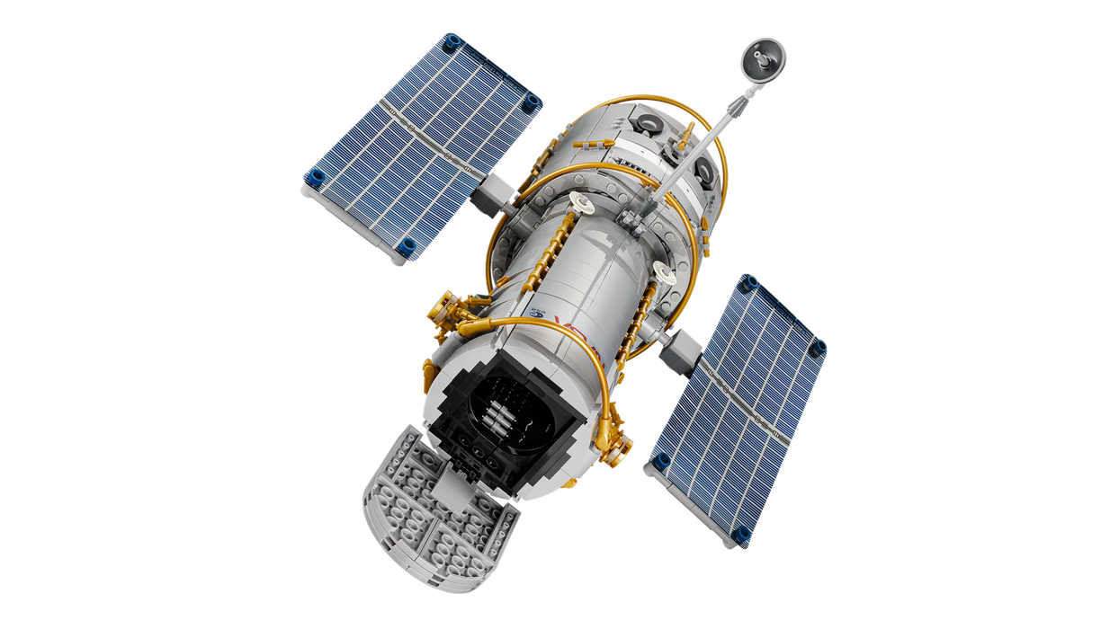 LEGO Icons Hubble Space Telescope Building Kit 1252 Pieces