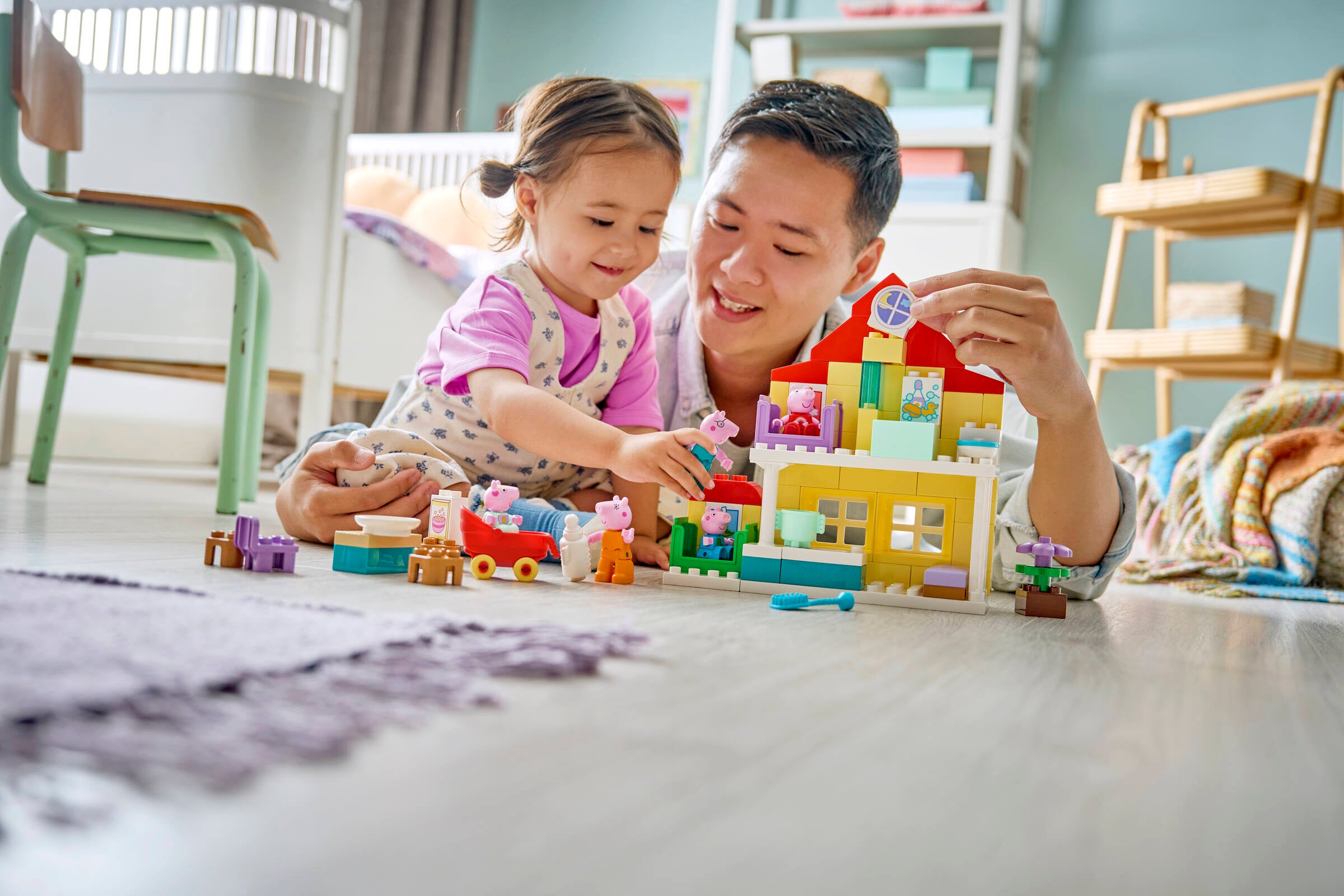 https://www.lego.com/cdn/cs/set/assets/bltf6c31baead859df6/blt85689746e54b83e6-10467_Lifestyle_cons.jpg