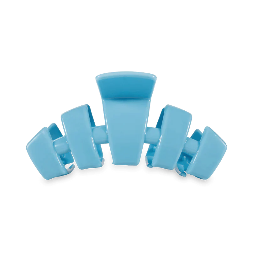 https://cdn.shopify.com/s/files/1/0615/8909/4575/files/classic-summer-sky-medium-hair-clip-7067312.webp?v=1762464056