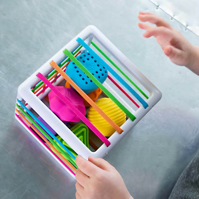 Inny Bin Shape Sorter Push Pull