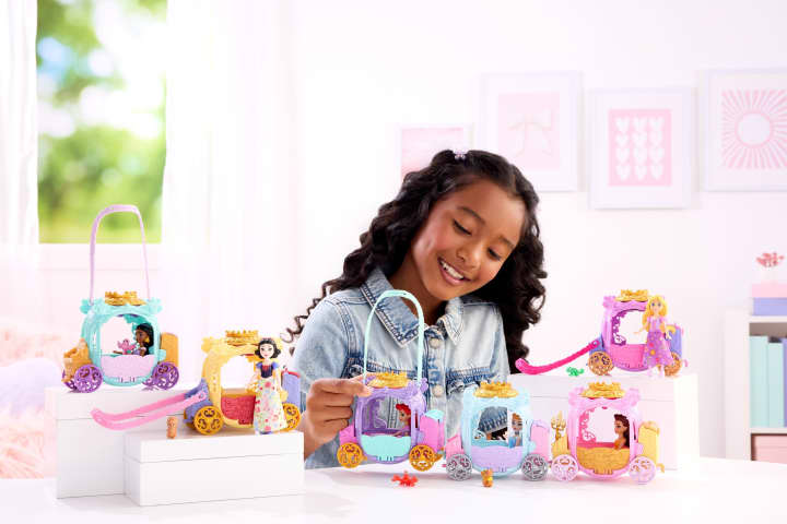 Disney Princess Little Carriage Surprise