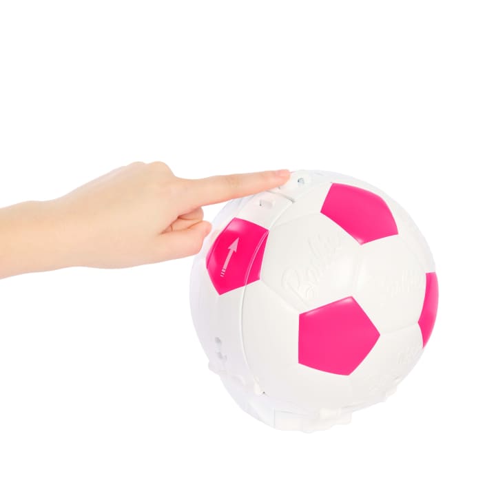 Soccer Barbie Career Burst Ball