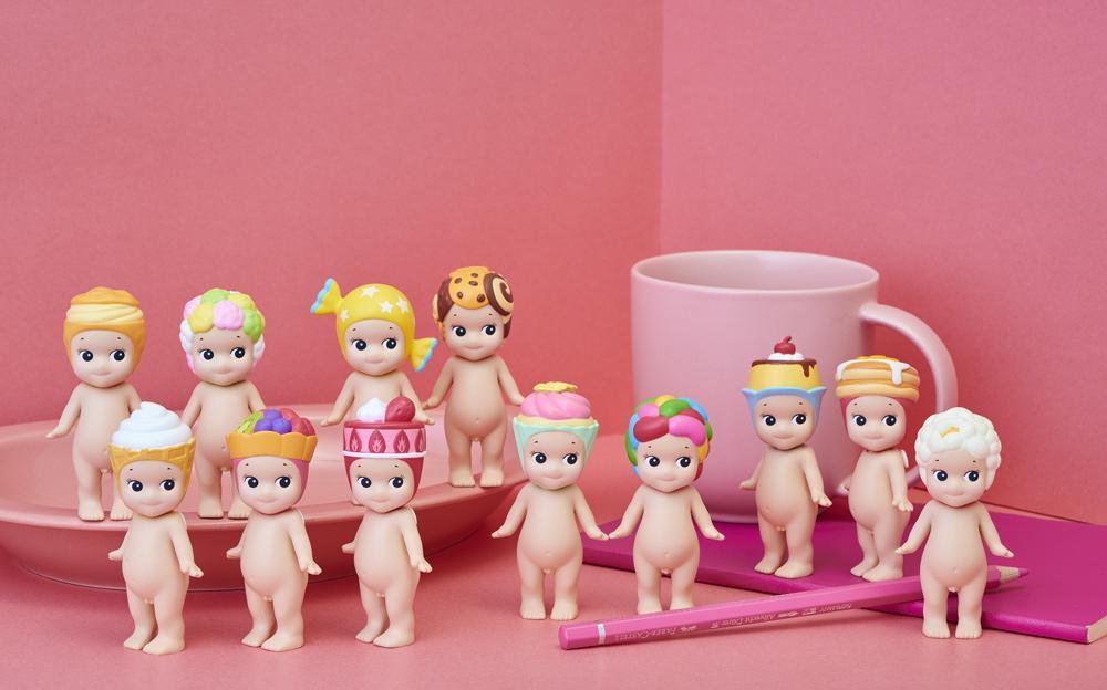 https://cdn.shopify.com/s/files/1/0515/8394/2805/products/products_thumbnail_minifigure-sweets-series-2019_1.jpg?v=1610121513