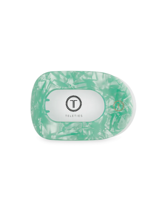 https://cdn.shoplightspeed.com/shops/636440/files/74599462/800x1024x2/teleties-spring-splash-large-flat-round-hair-clip.jpg